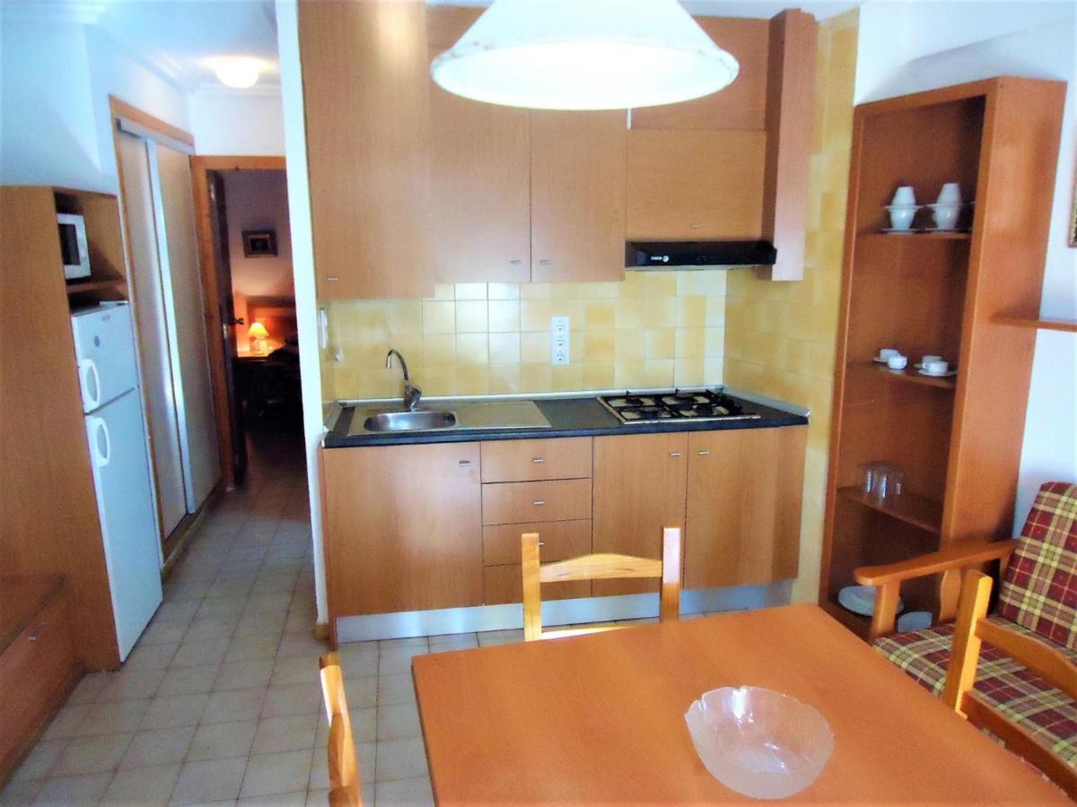 Residencial Lek Apartment